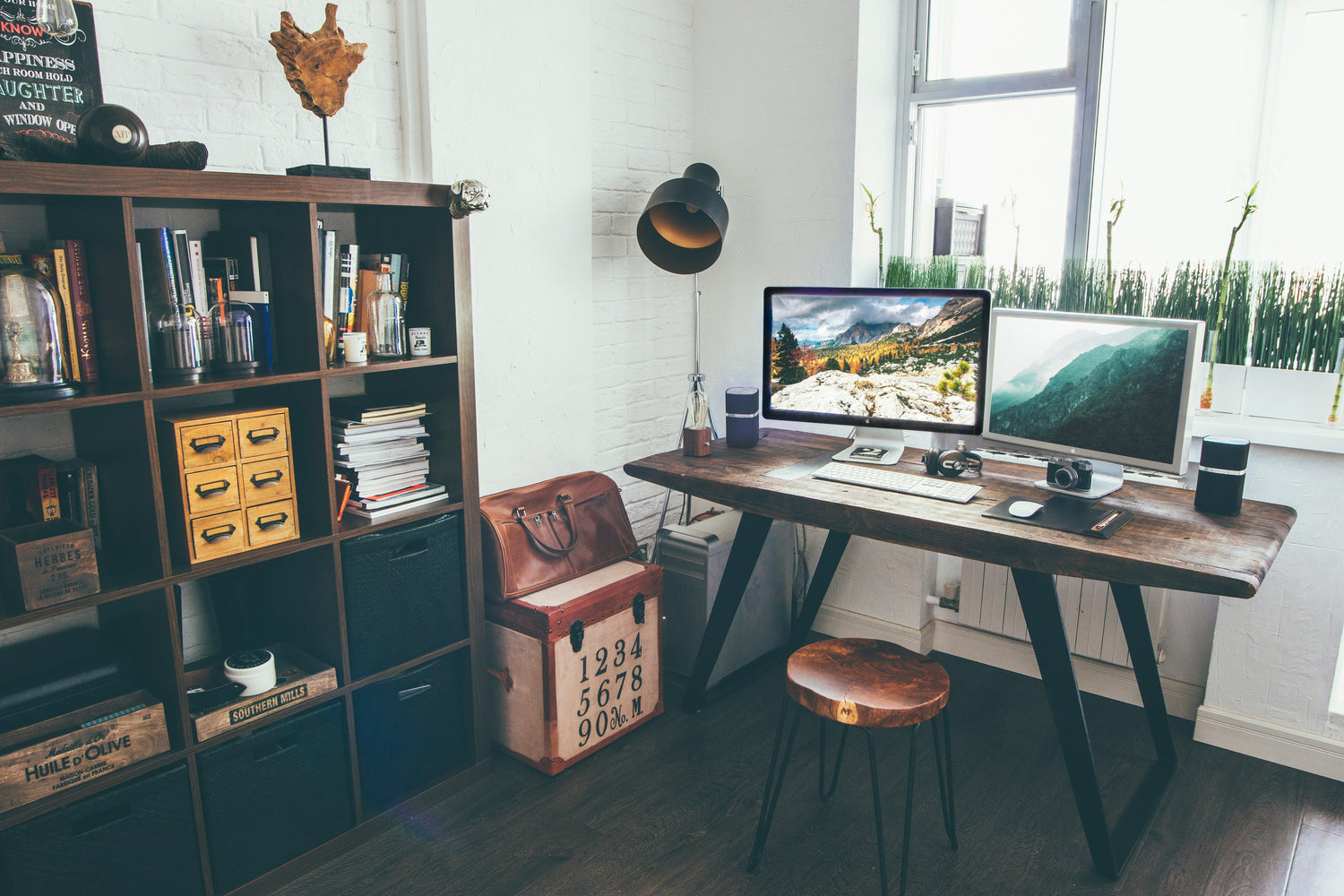 How to Attach Desk Legs
