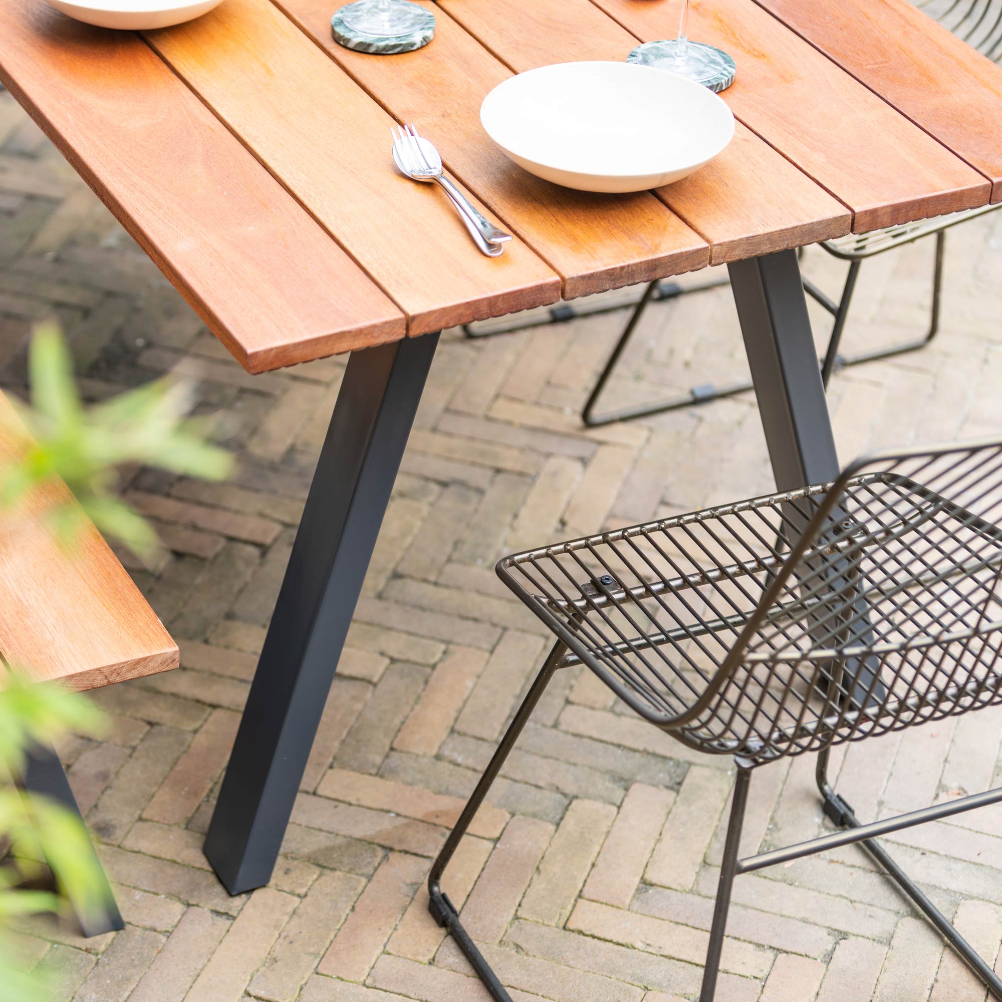 Outdoor Quad Frame | 71cm Table